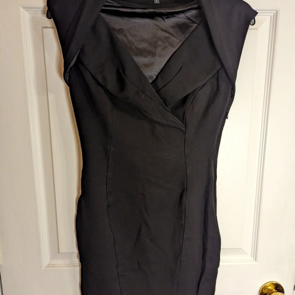 Ted Baker London little black dress - Picture 1 of 6